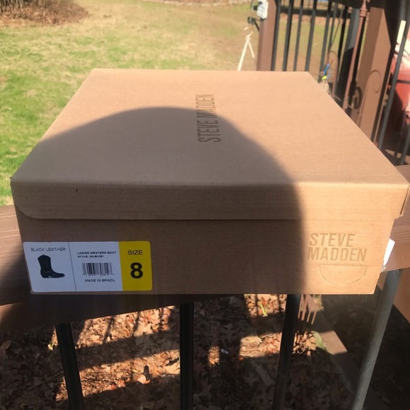 Sizes 7 & 8. Steve Madden black genuine leather cowboy boots. New in box. - Picture 9 of 11